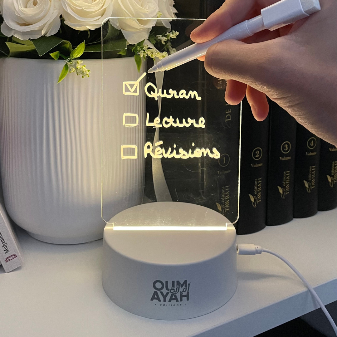 Lampe acrylique personnalisable - fournie avec feutre et câble Maktaba Oum Ayah